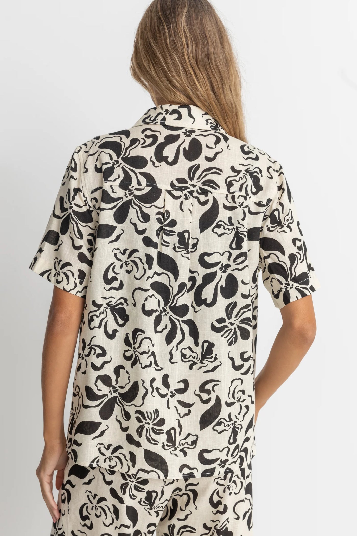 SUNDANCE FLORAL SHORT SLEEVE SHIRT