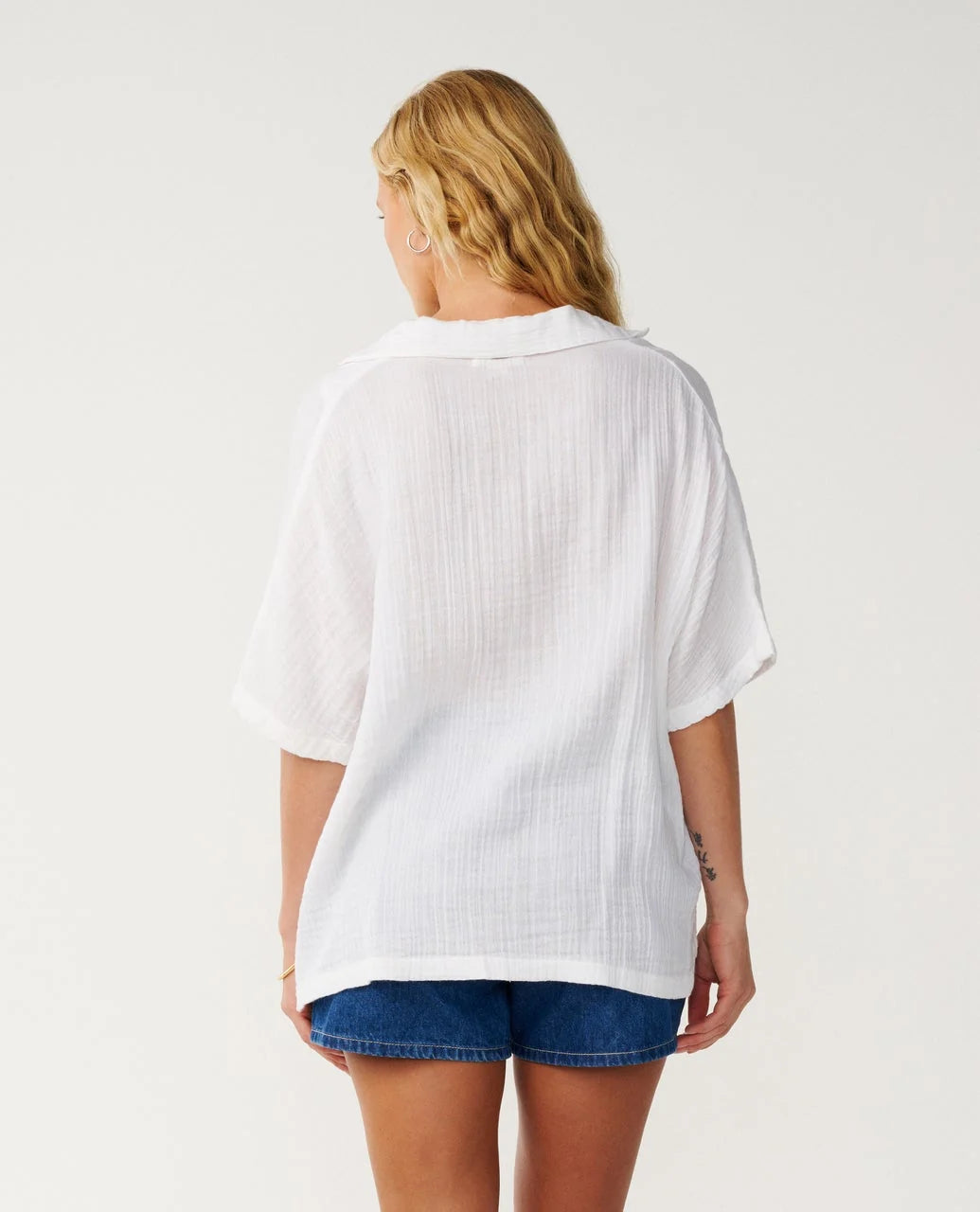 PREMIUM SURF S/S SHIRT