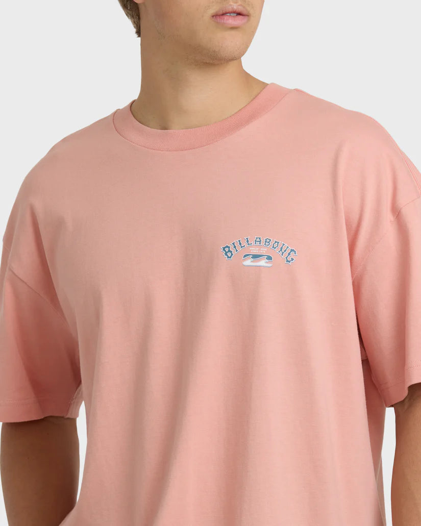 MENS HERITAGE ARCH OG SS TEE