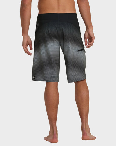 FLUID PRO BOARDSHORT