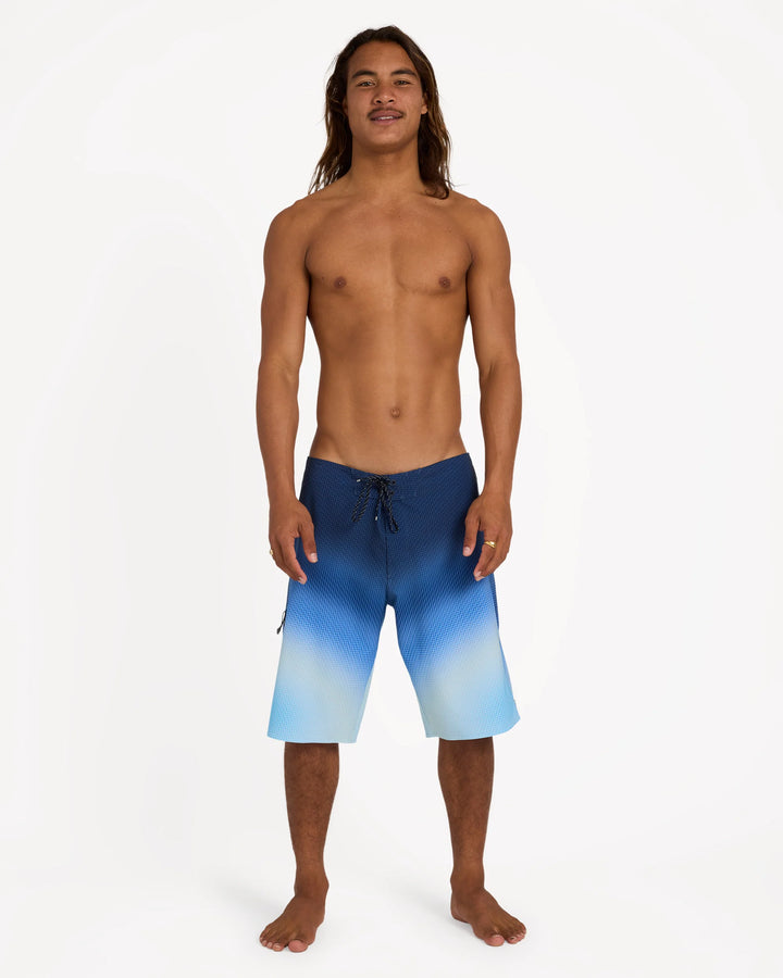 FLUID PRO 21" BOARDSHORT