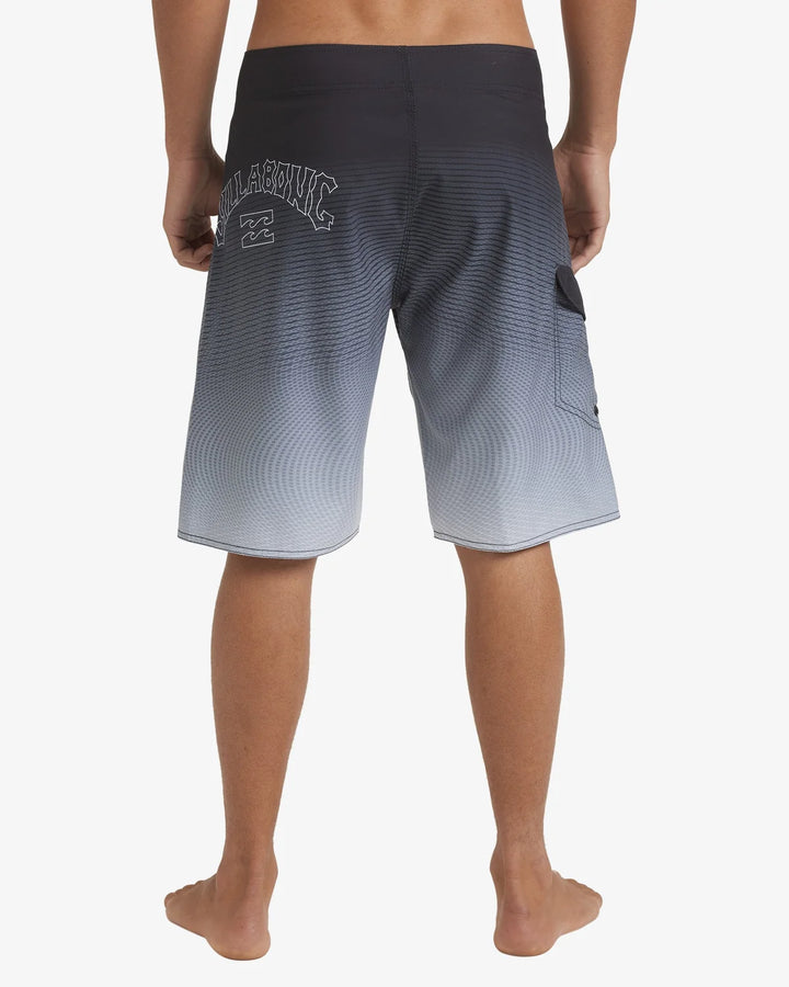 VAULTS OG 20" BOARDSHORT