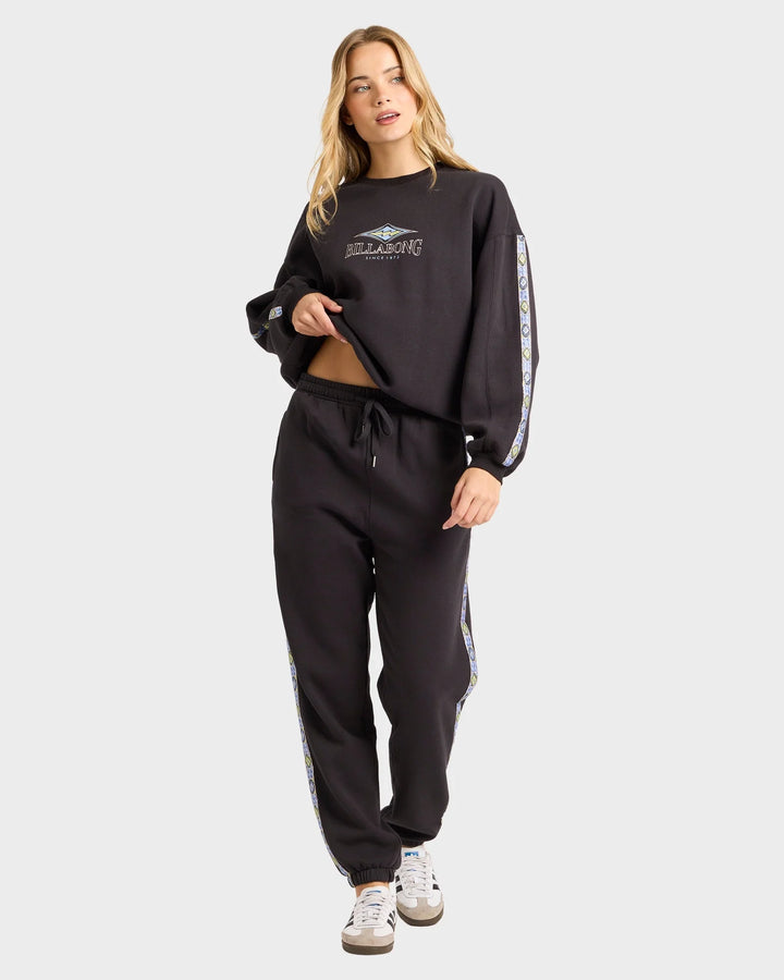 SWIPE RIGHT FLEECE TRACKPANT