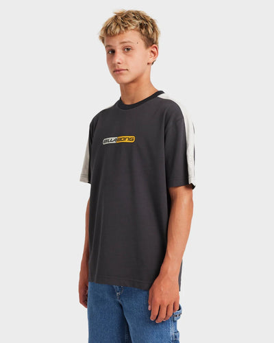 BOYS SPEC ICONIC OG TEE