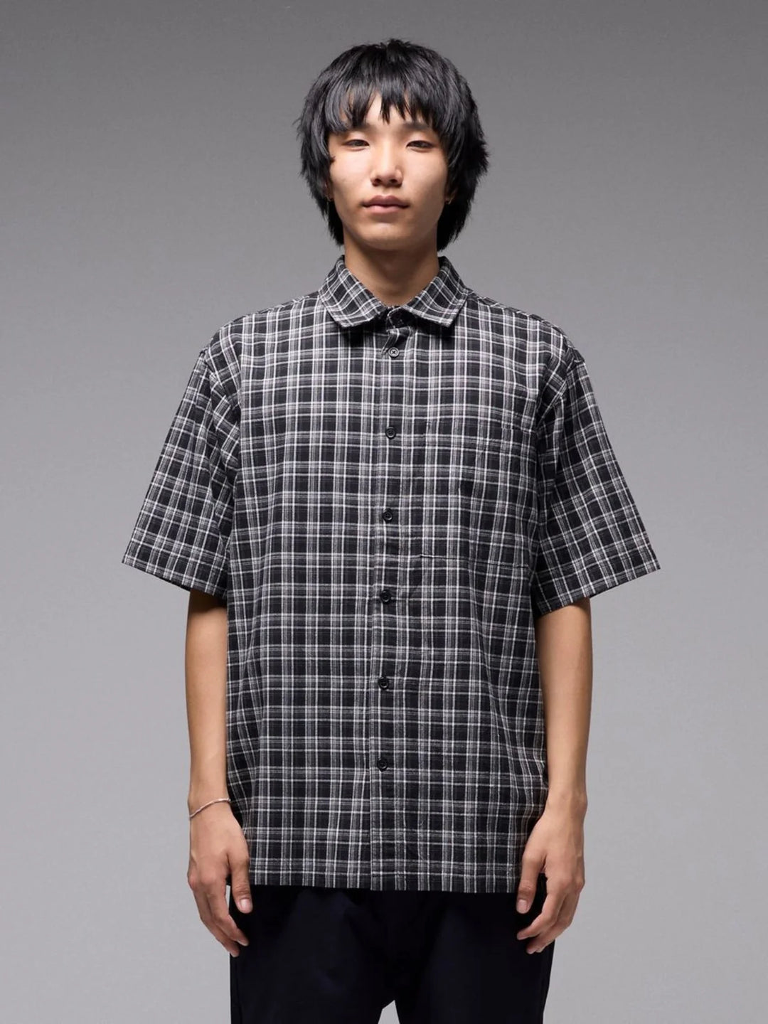 VIVIAN PRAISE CHECK SS SHIRT