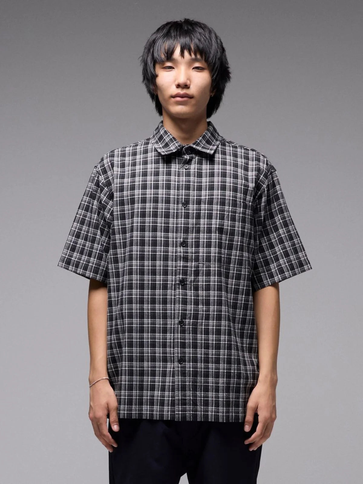 VIVIAN PRAISE CHECK SS SHIRT