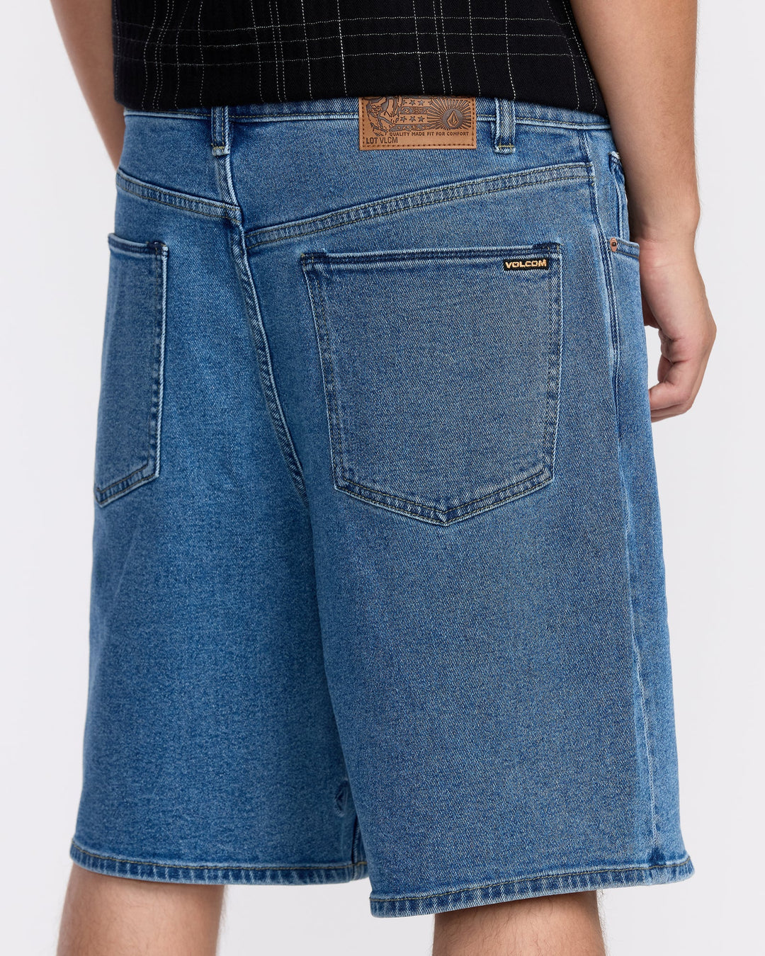 BILLOW DENIM SHORTS 22"