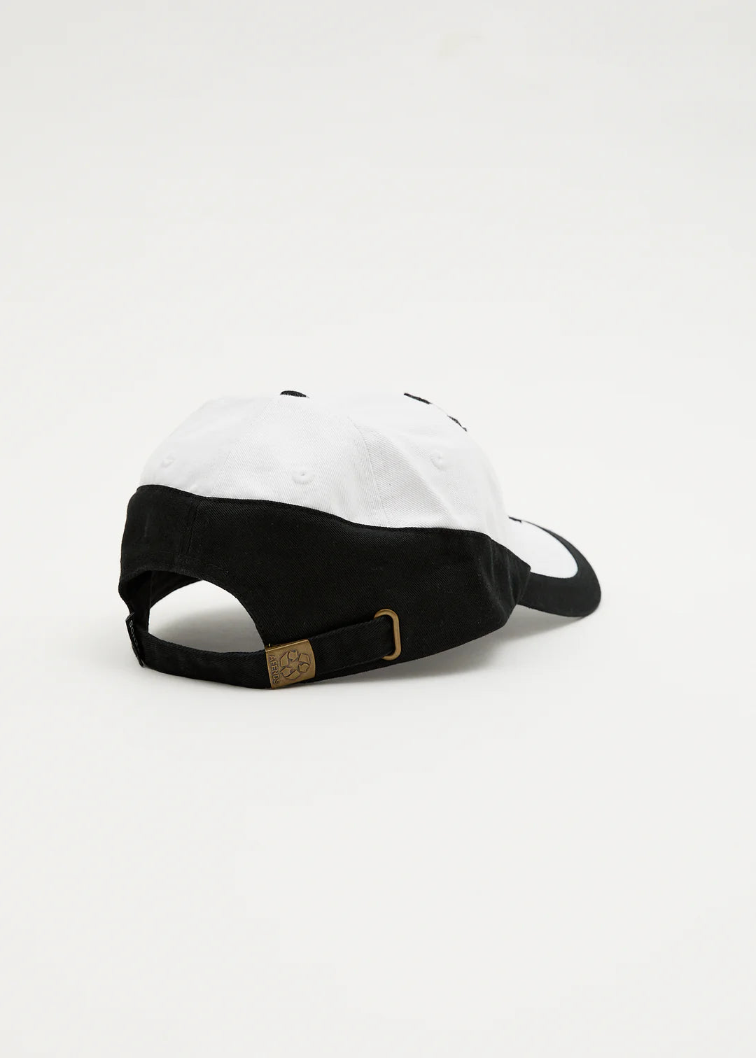 GAMES RECYCLED PANNELLED HAT
