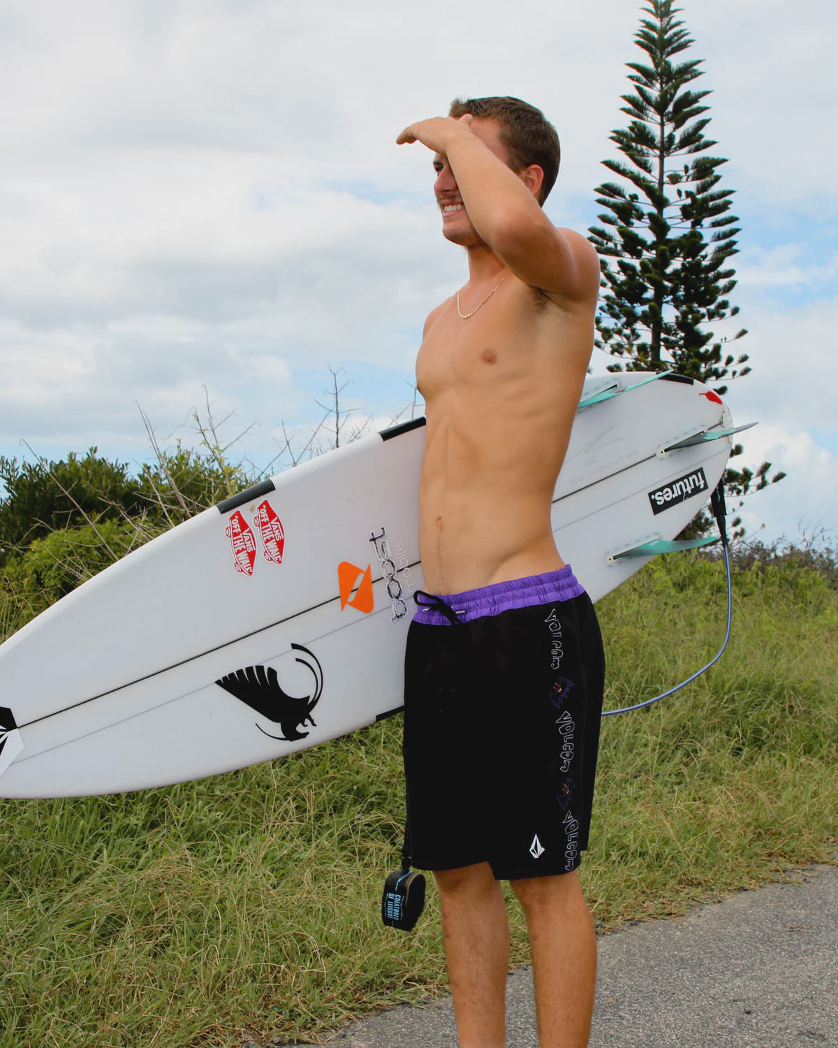 OZZY TRUNK 18"
