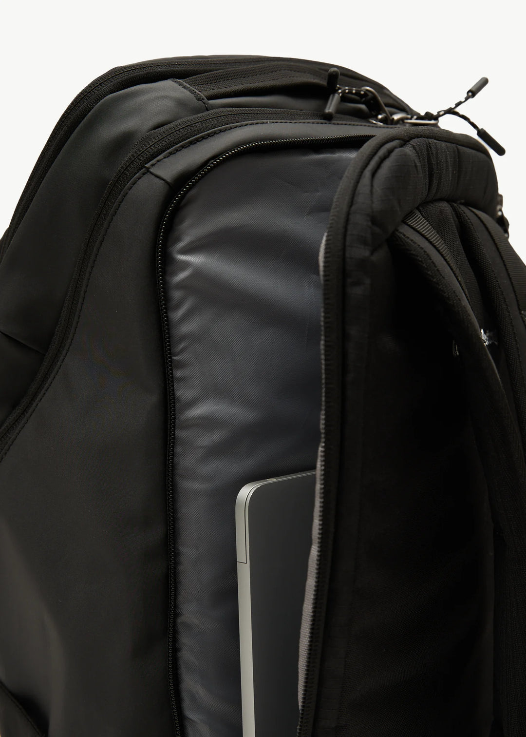 WEEKENDER RECYCLED BACKPACK