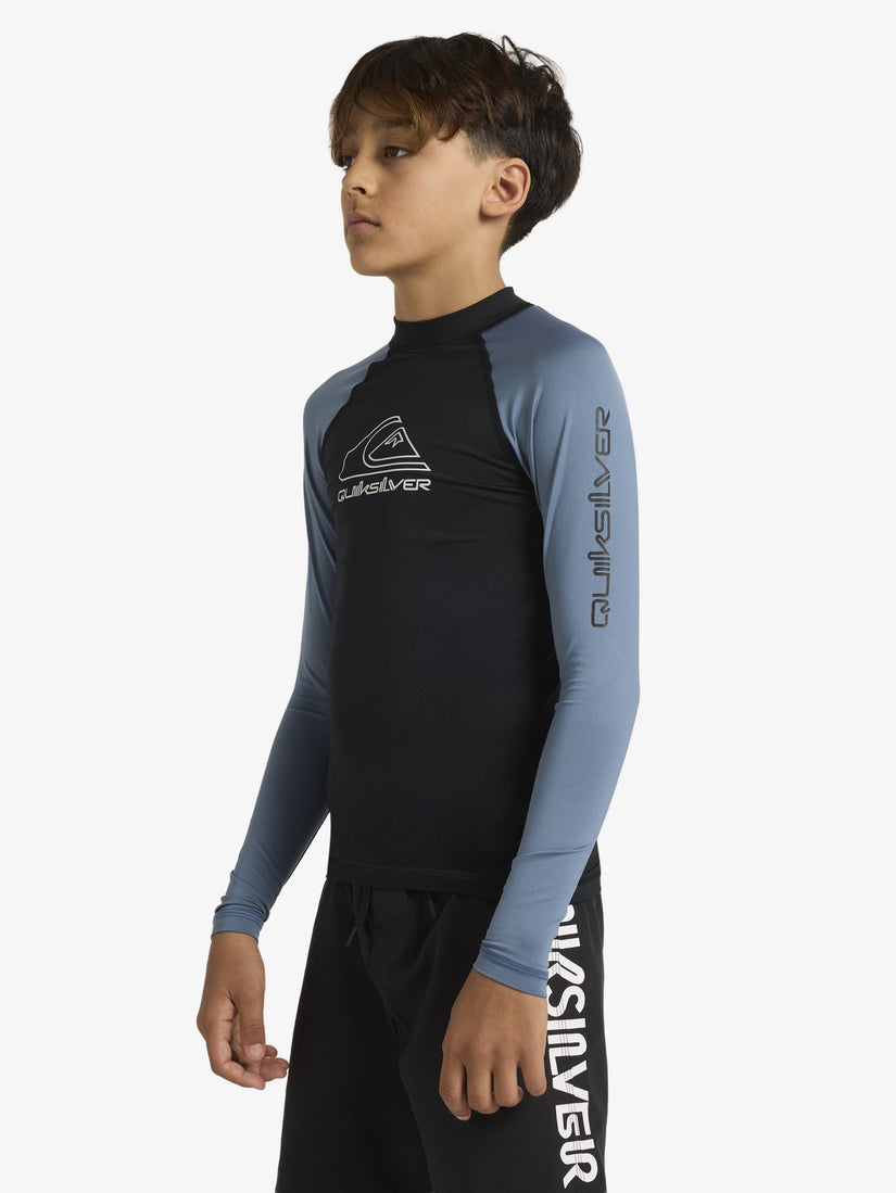 BOYS ON TOUR LONG SLEEVE RASH SHIRT