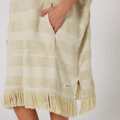 LADIES LAYZ PONCHO