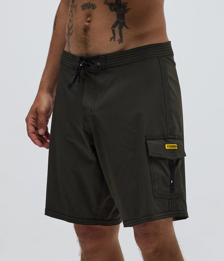 REYNOLDS 19" TRUNK - SURPLUS