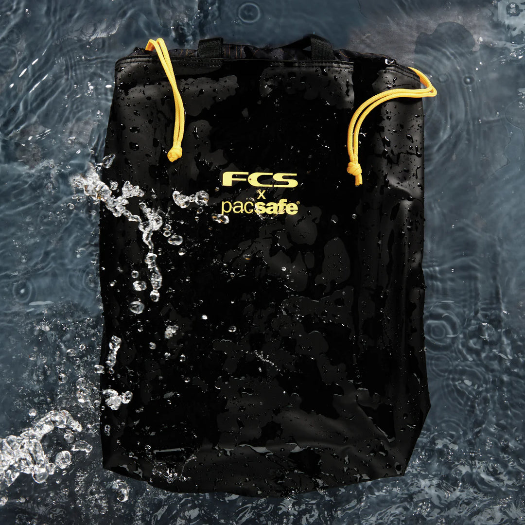 ROAM 25L TRAVEL BACKPACK