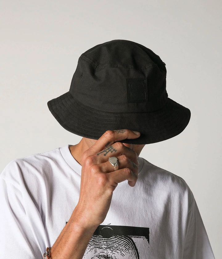 PRESS CANVAS BUCKET HAT