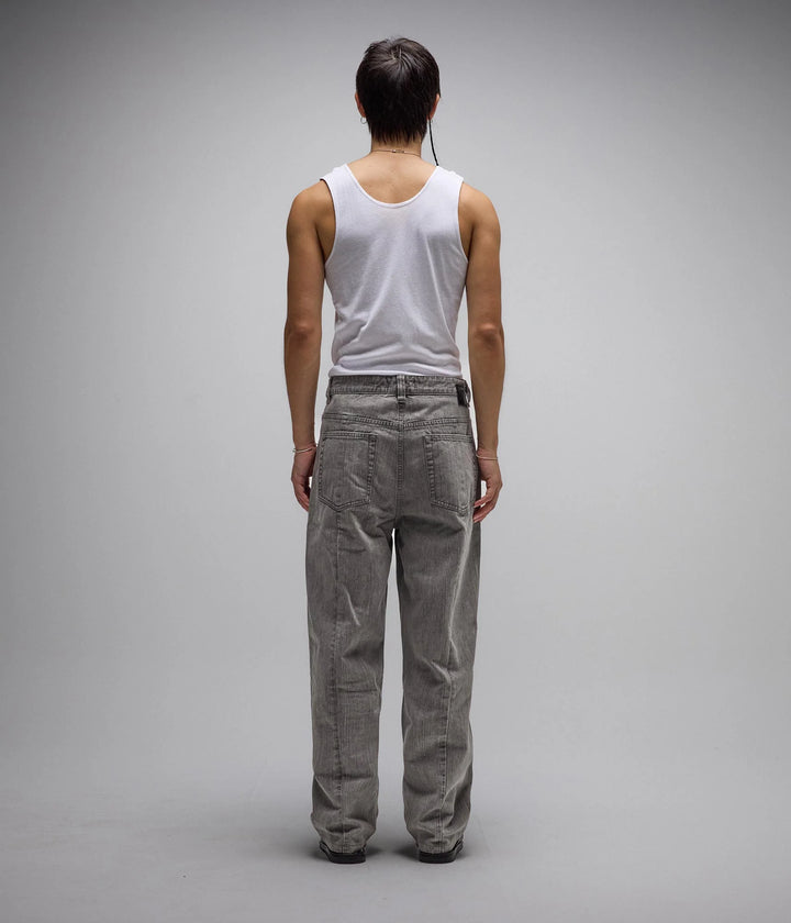 DISTEND SEAM JEAN