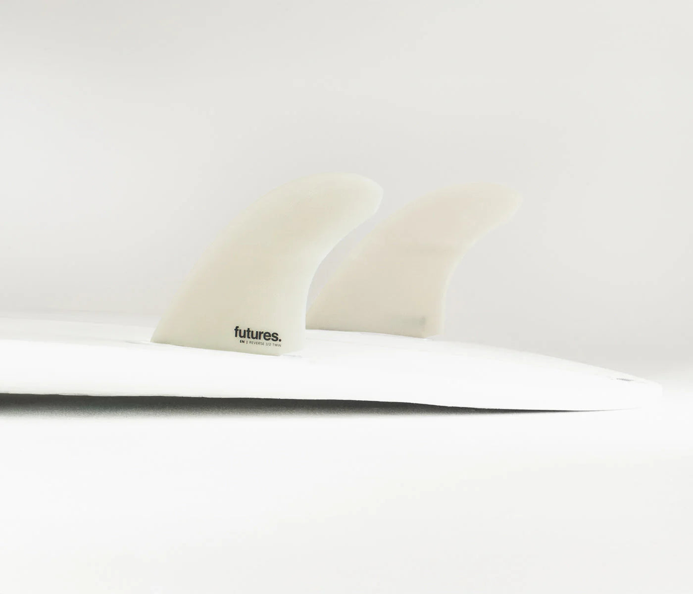 EN FIBREGLASS REVERSE 3/2 TWIN