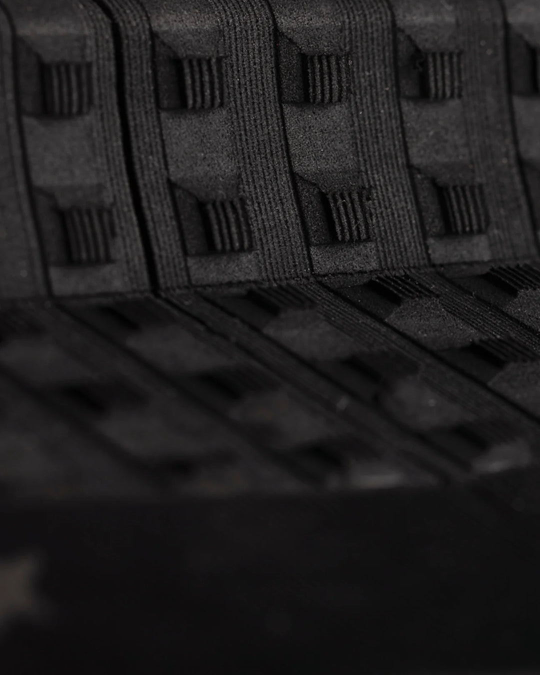 HARDWEAR TAIL BLOCK