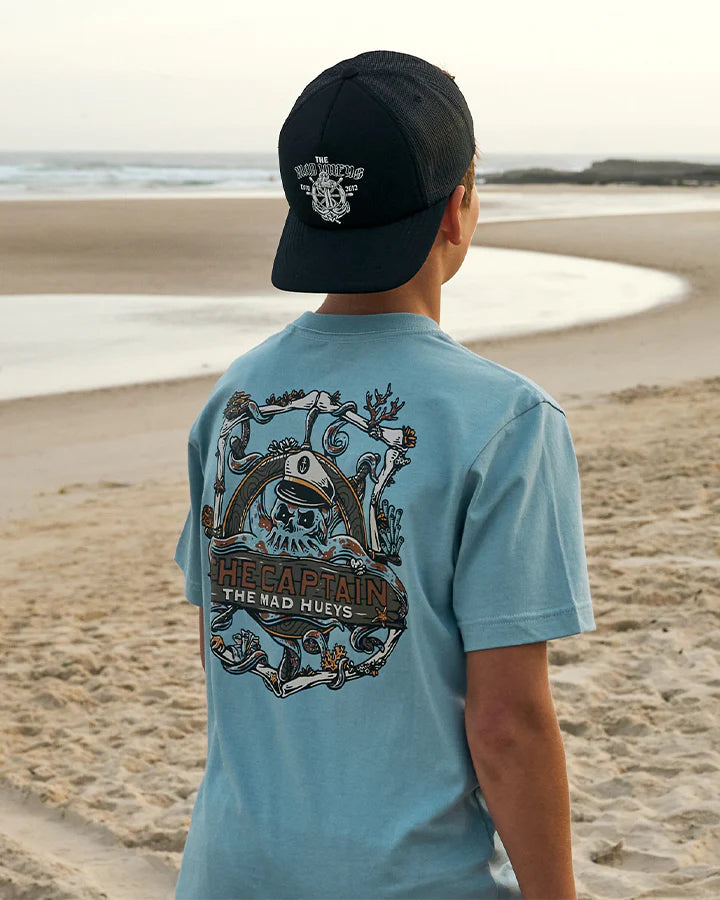 THE SEA CAPTAIN TEE