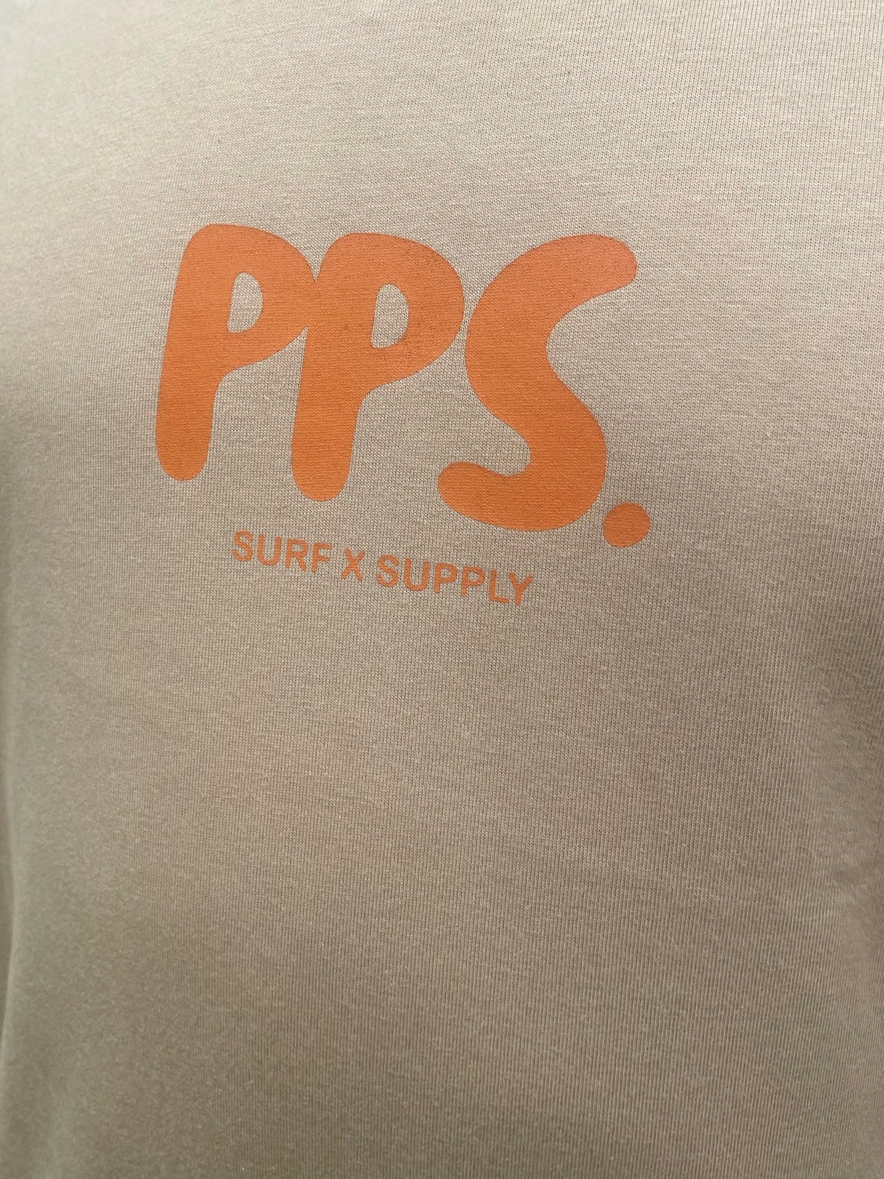 FLOW TEE