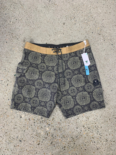 ISLANDER 18.5 BOARDSHORTS