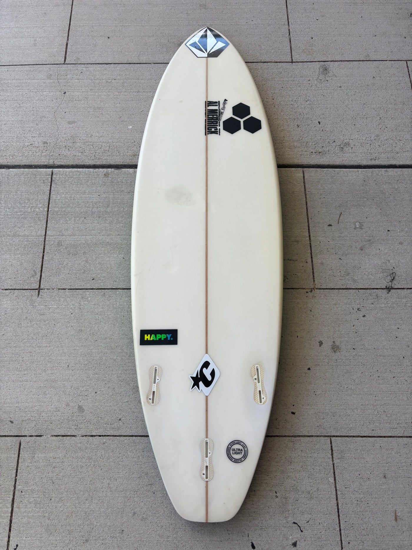 CHANNEL ISLANDS "HAPPY" 5'10 X 18 5/8 X 2 5/16 @25L