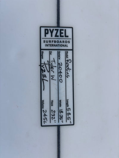 PYZEL "RADIUS" 5'8 X 18 1/4 X 2 1/8 @24.5L