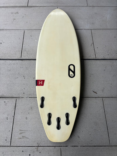 FIREWIRE SLATER "GAMMA" 5'9 X 18 1/4 X 2 1/2 @28.5L