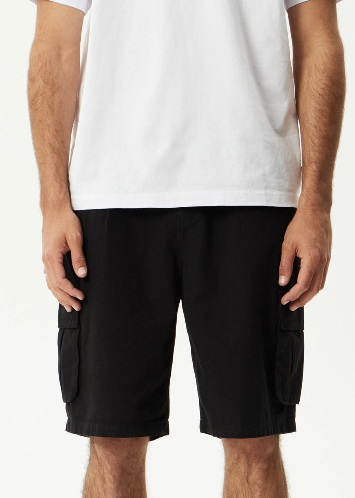 SUMMIT 22" PLEATED CARGO SHORT