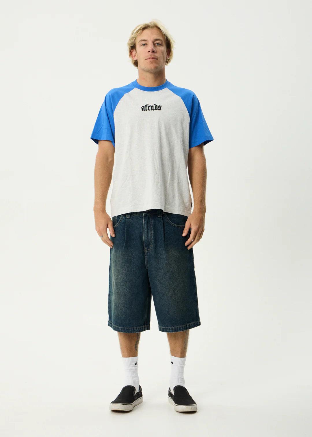 DROP ZONE RAGLAN TEE