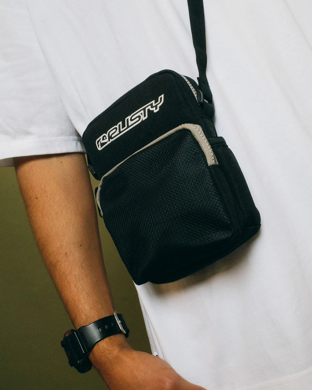 REVERB CROSSBODY BAG