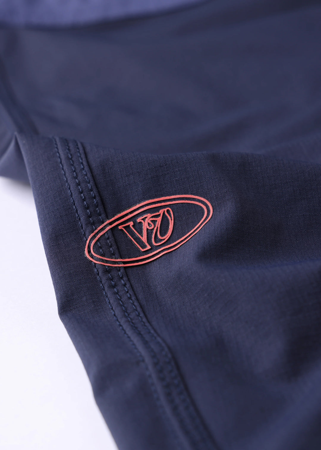 STEREO 19" ENVISION TRUNK: NAVY