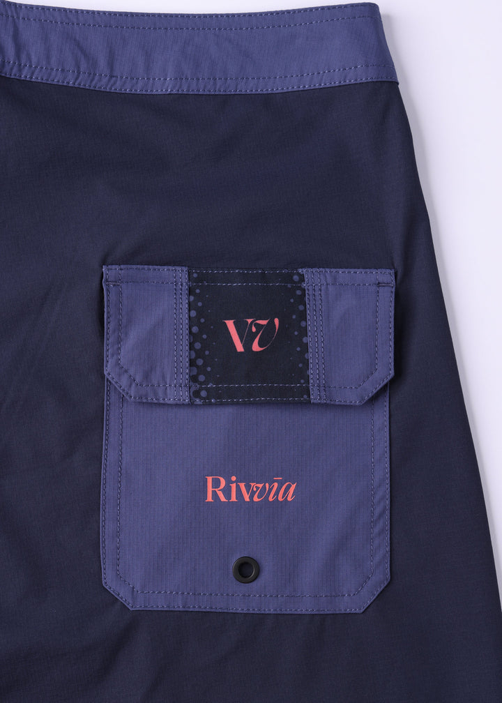 STEREO 19" ENVISION TRUNK: NAVY
