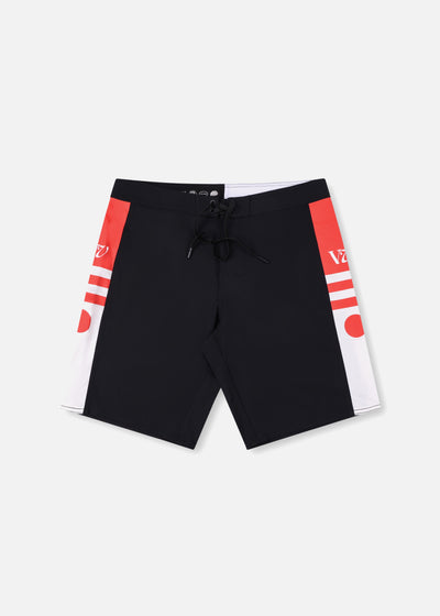 DISCLOSURE 19' HIROTO TRUNK