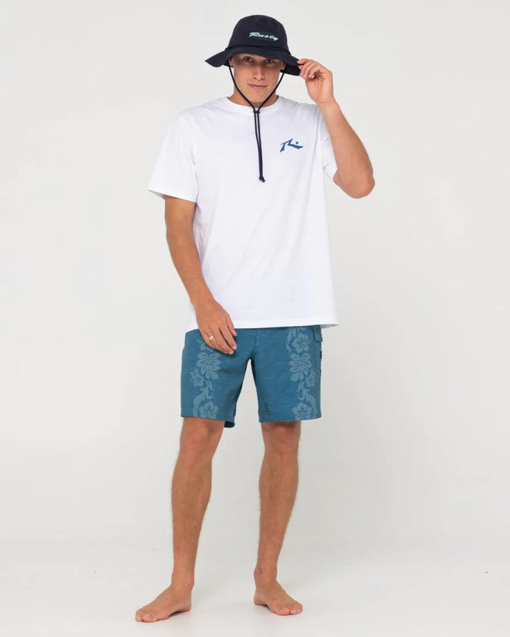 STUMPS CRICKET HAT