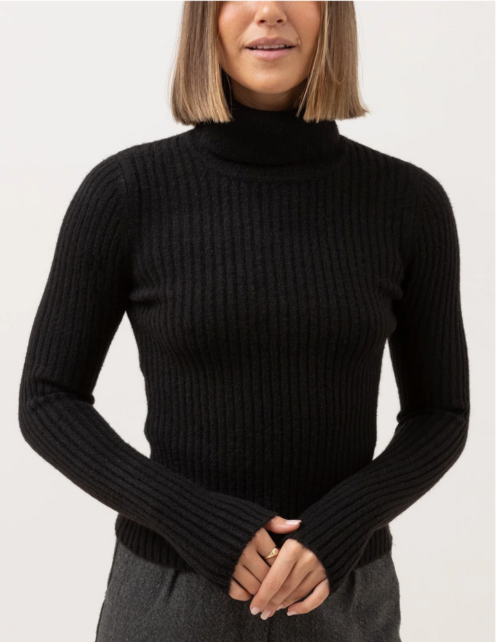 BROOKLYN ROLL NECK KNIT