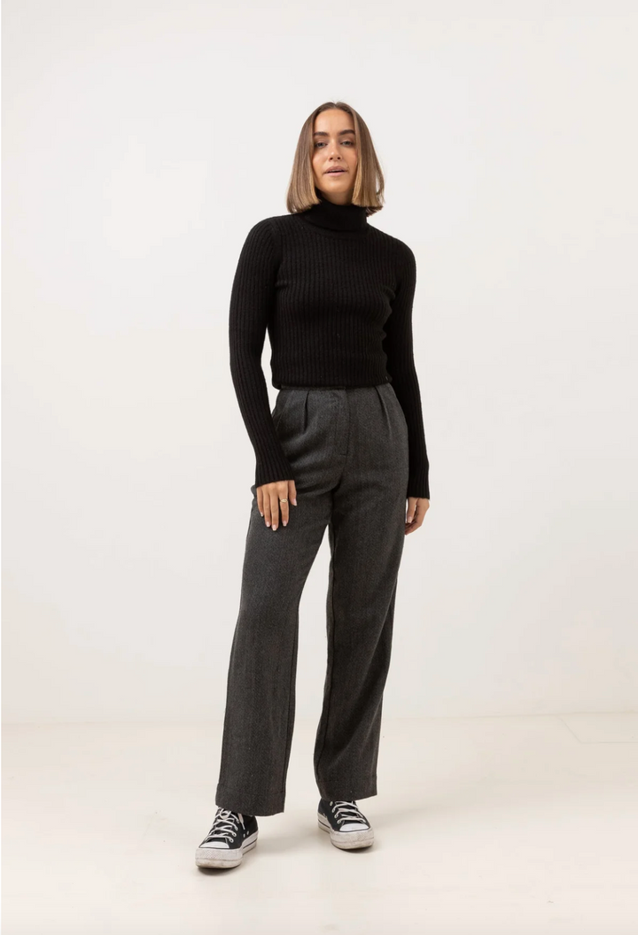 BROOKLYN ROLL NECK KNIT