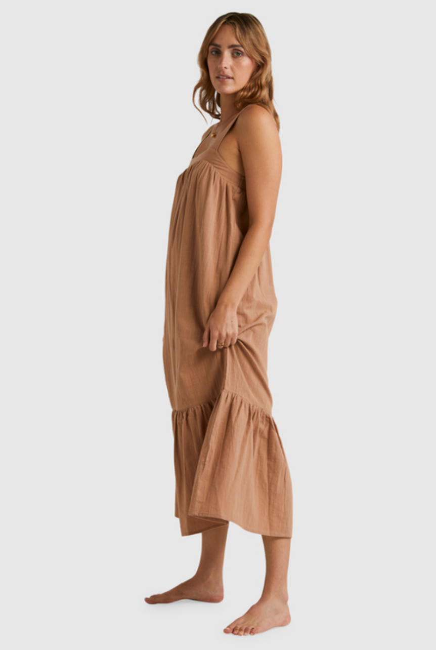 SUN CHASERS MAXI DRESS