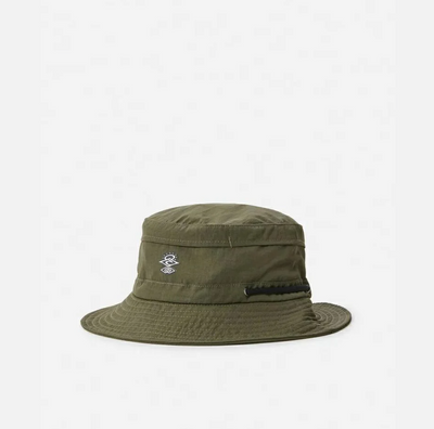 SEARCHERS TECH MID BRIM HAT