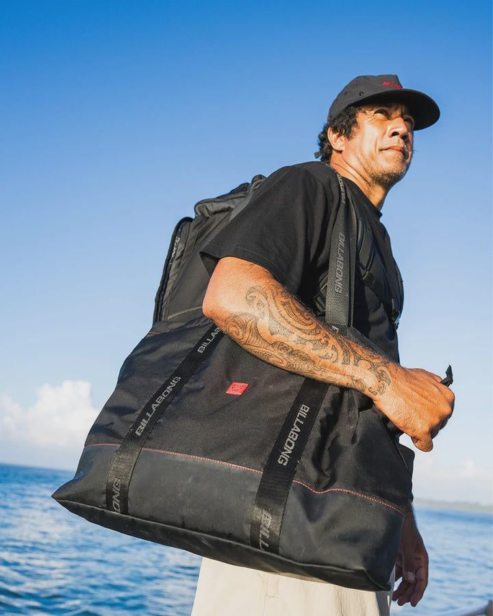 MENS STRIKE MISSION TOTE BAG