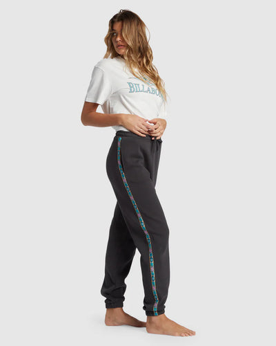 SWIPE RIGHT TRACKPANT