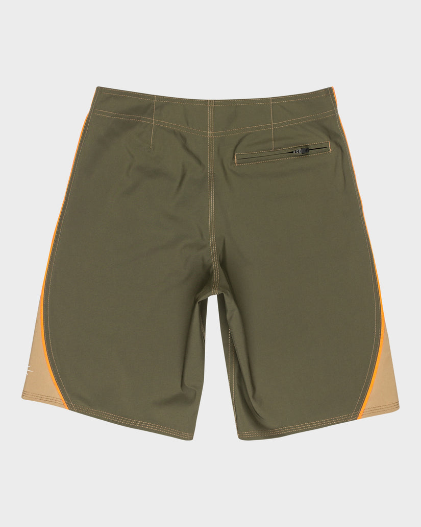 QUIKSILVER BOYS MERCURY 99 BOARDSHORTS