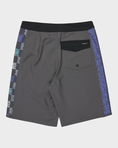 BOYS NEXT GEN ARCH 17"