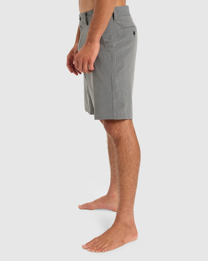 UNION HEATHER 19" HYBRID SHORTS