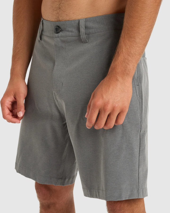 UNION HEATHER 19" HYBRID SHORTS