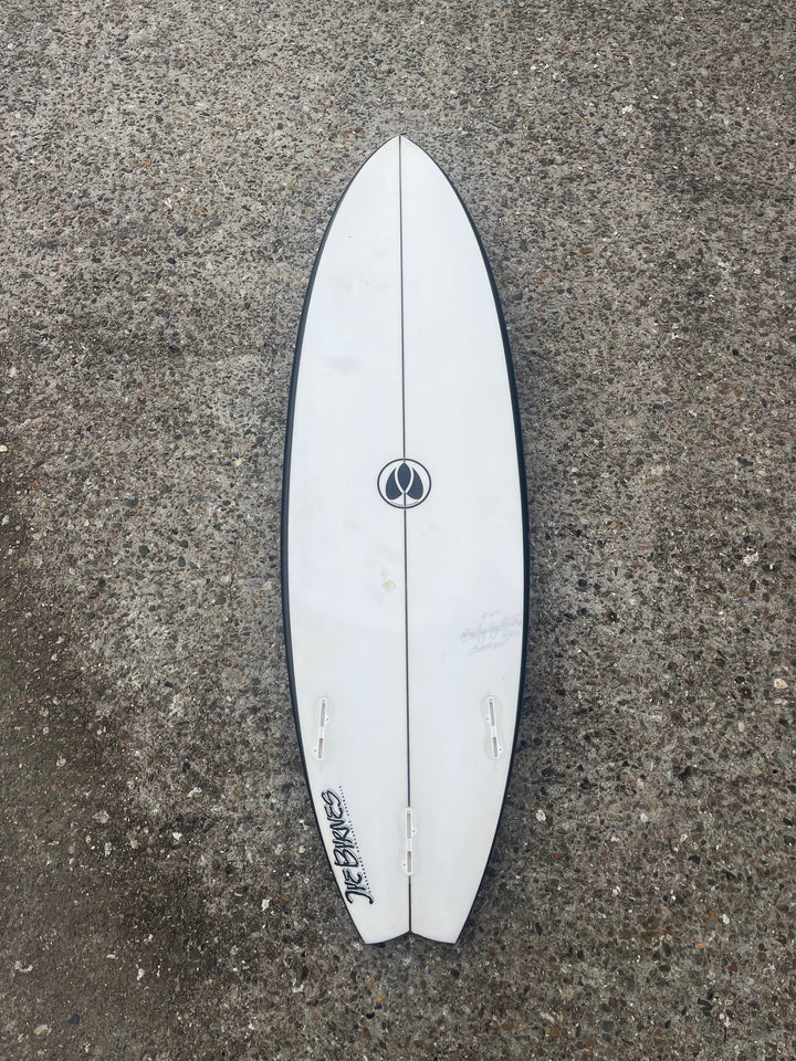 JYE BYRNES SWALL TAIL CUSTOM - 5&