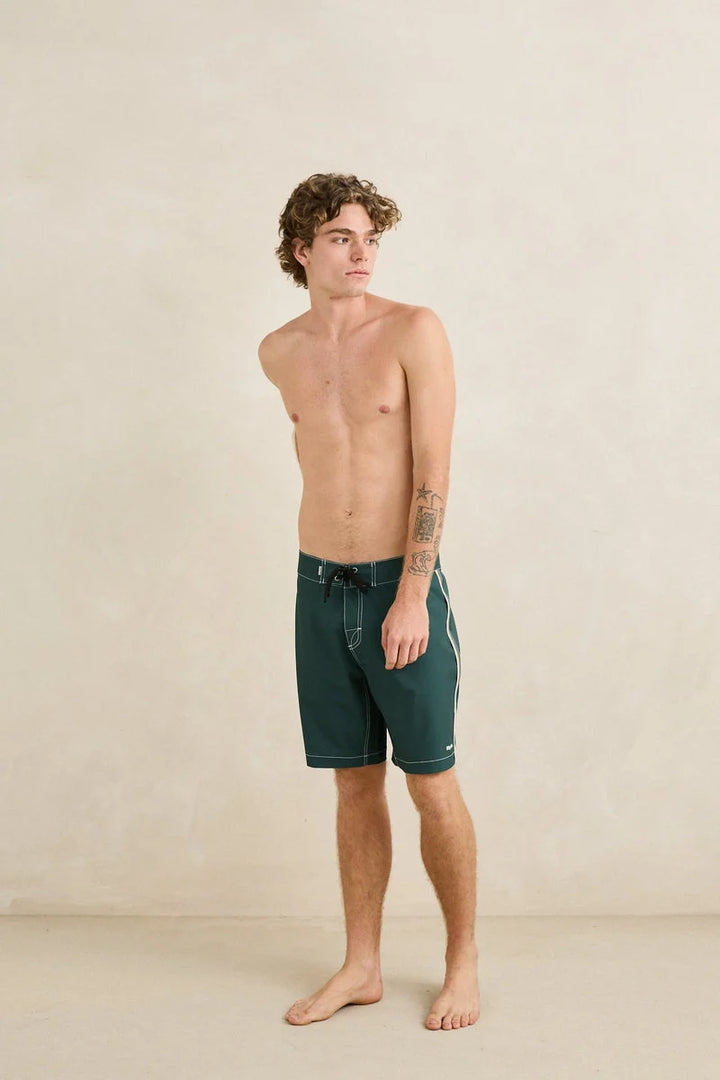 ESSENTIAL TRUNK - GREEN