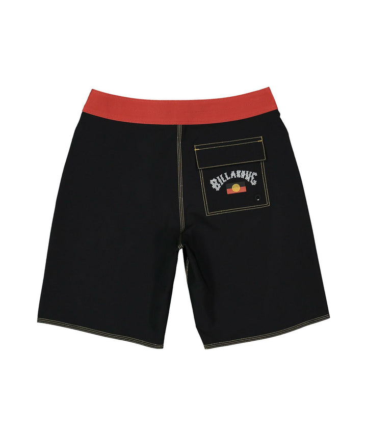 BOYS OTIS FLAG PRO