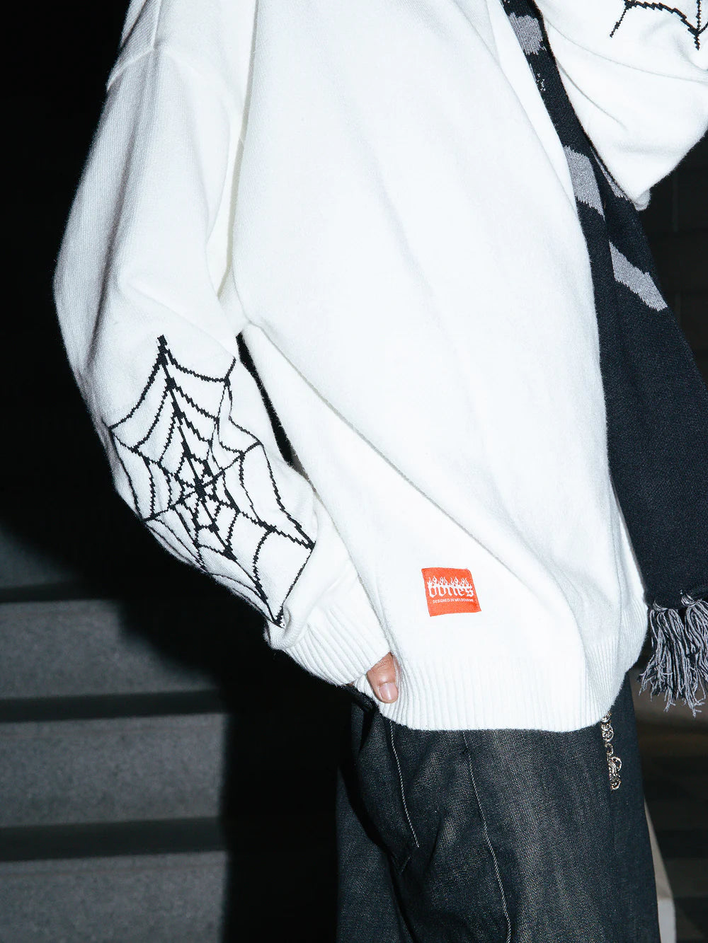 BONES SPIDER KNIT