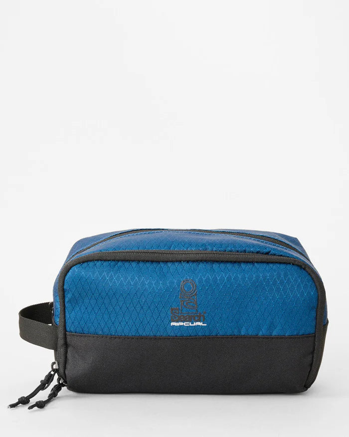 GROOM SEARCH TOILETRY BAG